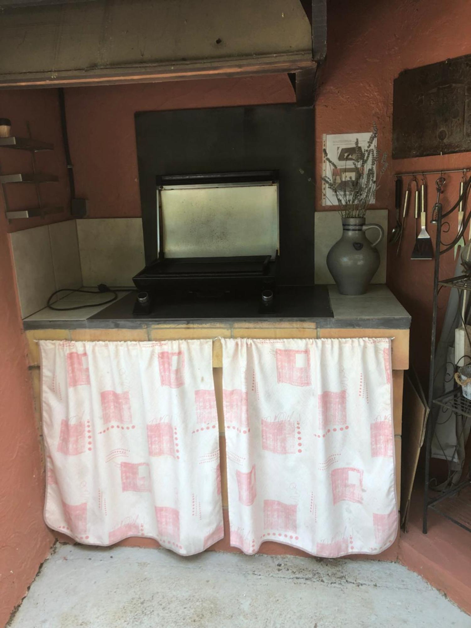 Appartement dans la colline Belgentier Extérieur photo